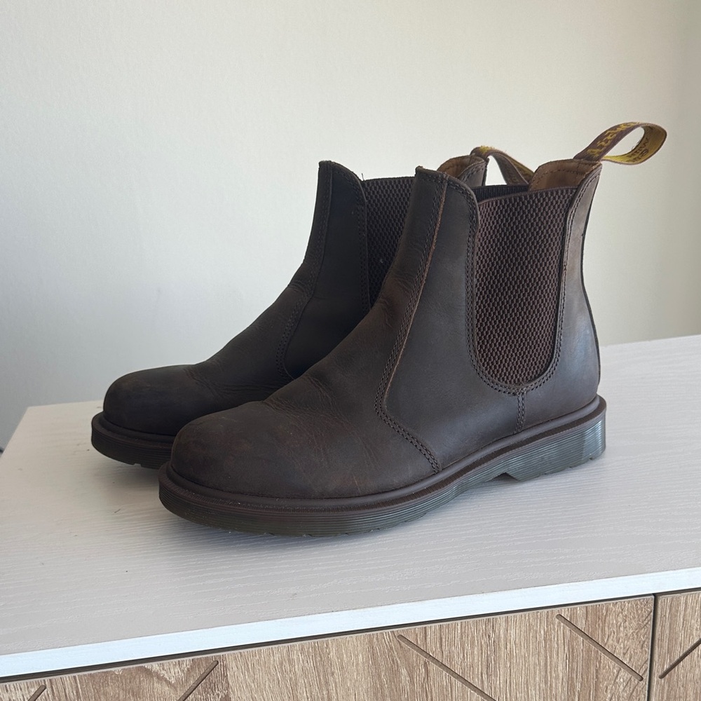 Brown Leather Chelsea Boots